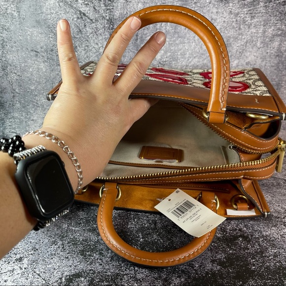 ♥ Coach X Tom Wesselmann Lips Rogue 25 in Signature Textile Jacquard ♥ NWT - Picture 7 of 12